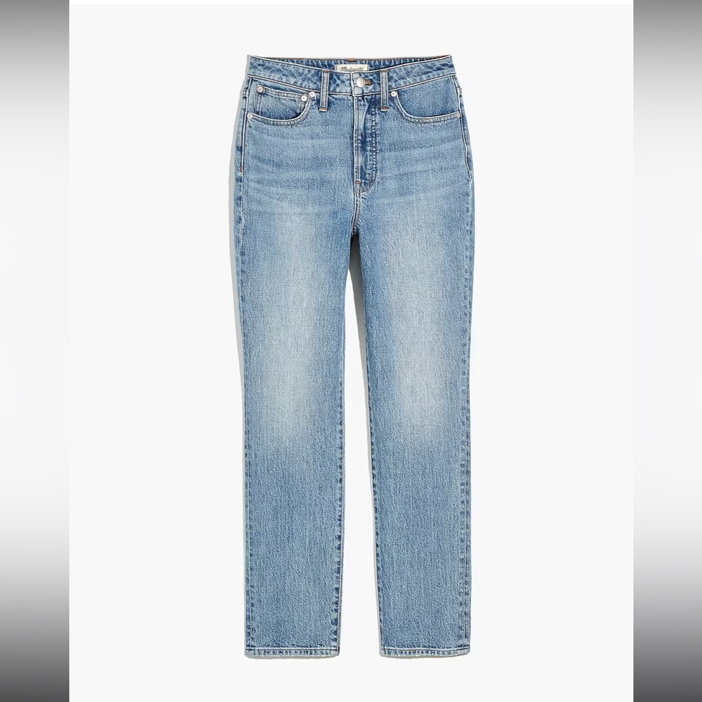 L46 The Petite Perfect Vintage Jean in Heathcote Wash